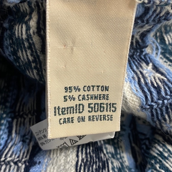 NWT L.L. Bean Nordic Blue and White Cardigan - Picture 8 of 9